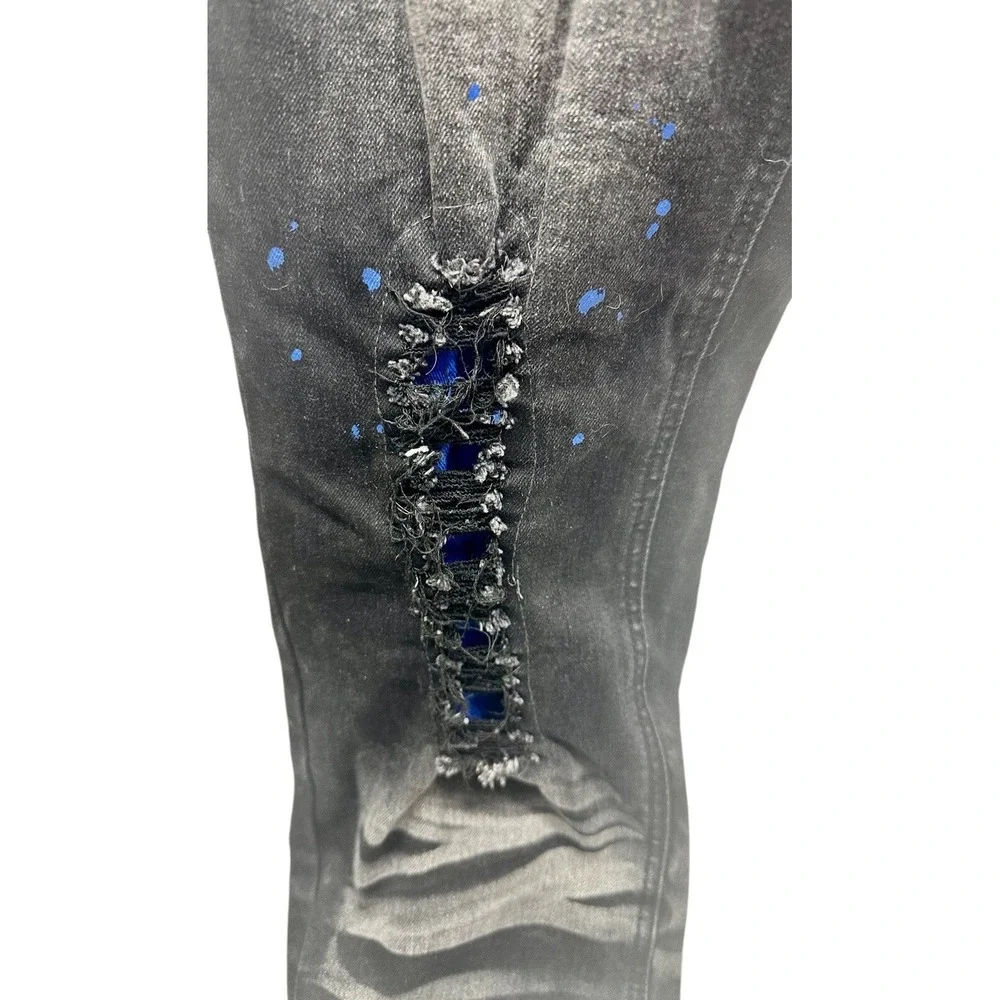 MAKOBI M1969 BONDI SHREDDED JEANS - (BLACK/ Blue) Size 36‎ x 32